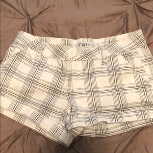 woman’s shorts